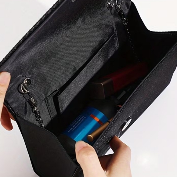 Ladies' 4pc Luxury Elegant Rhinestone Evening Bag, Earrings, Bracelet, Necklace. - Picture 3 of 4